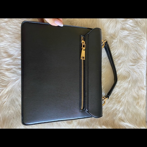 Badgley Mischka Authentic Black Gold Logo Handbag vintage design new condition - Picture 2 of 7